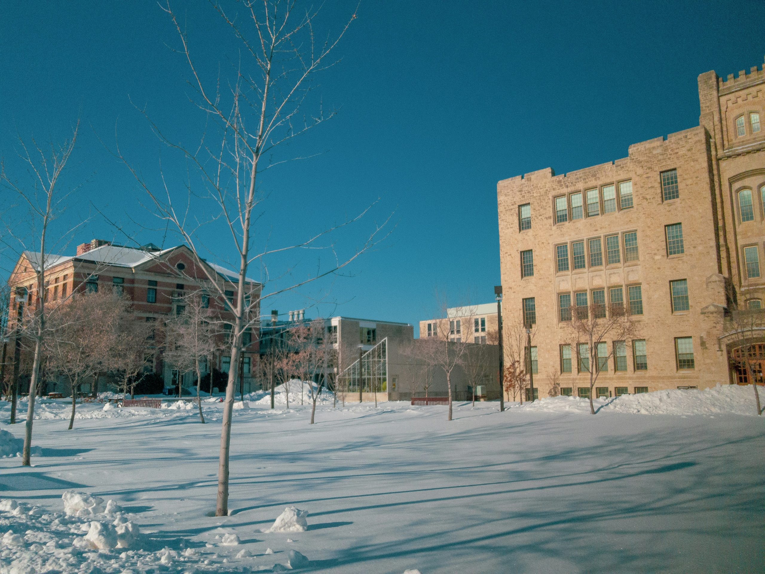 University of Winnipeg Entrance Scholarships 2024/2025